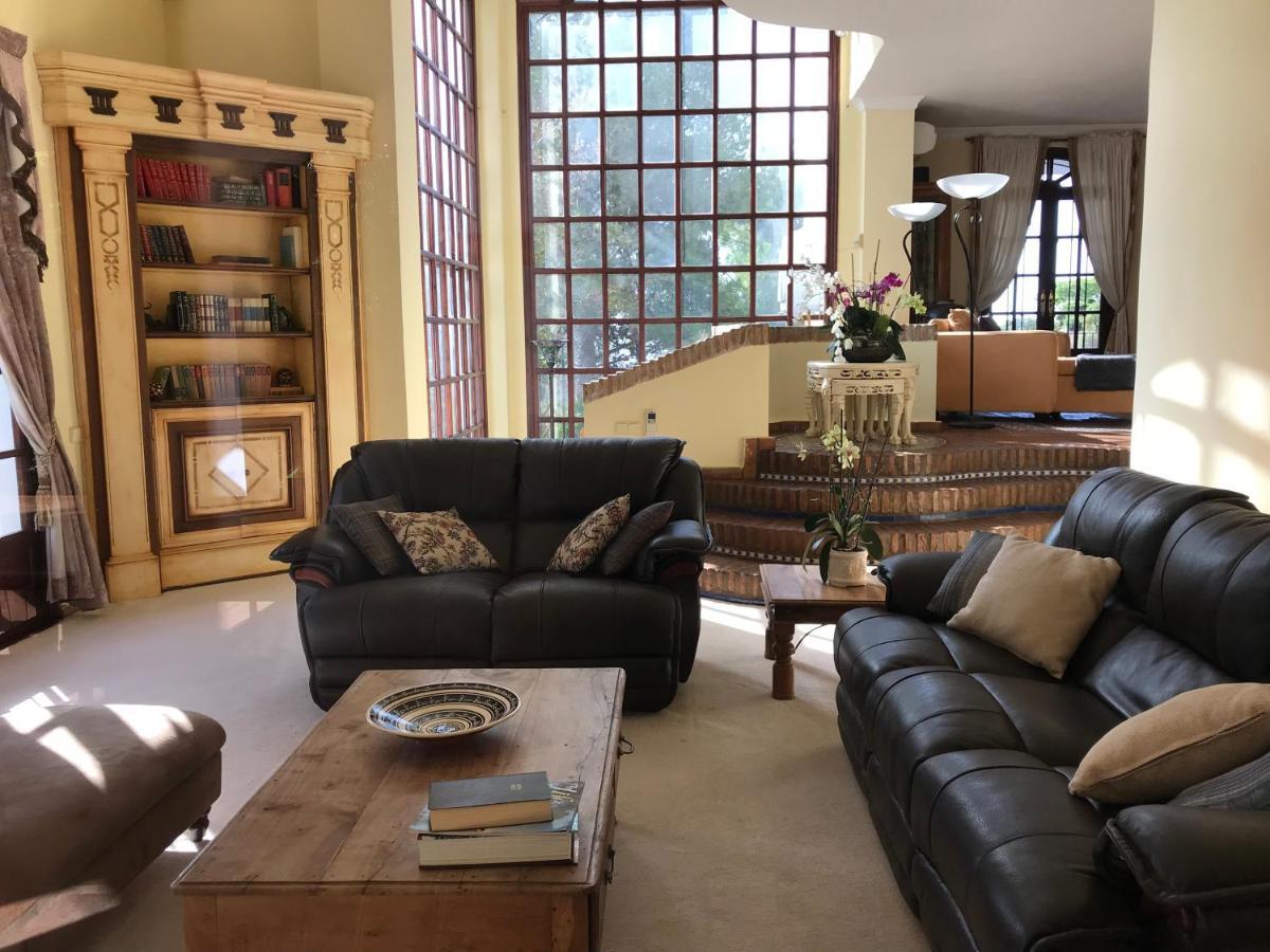 Villa Lámpara en la colina Benahavís Exterior foto
