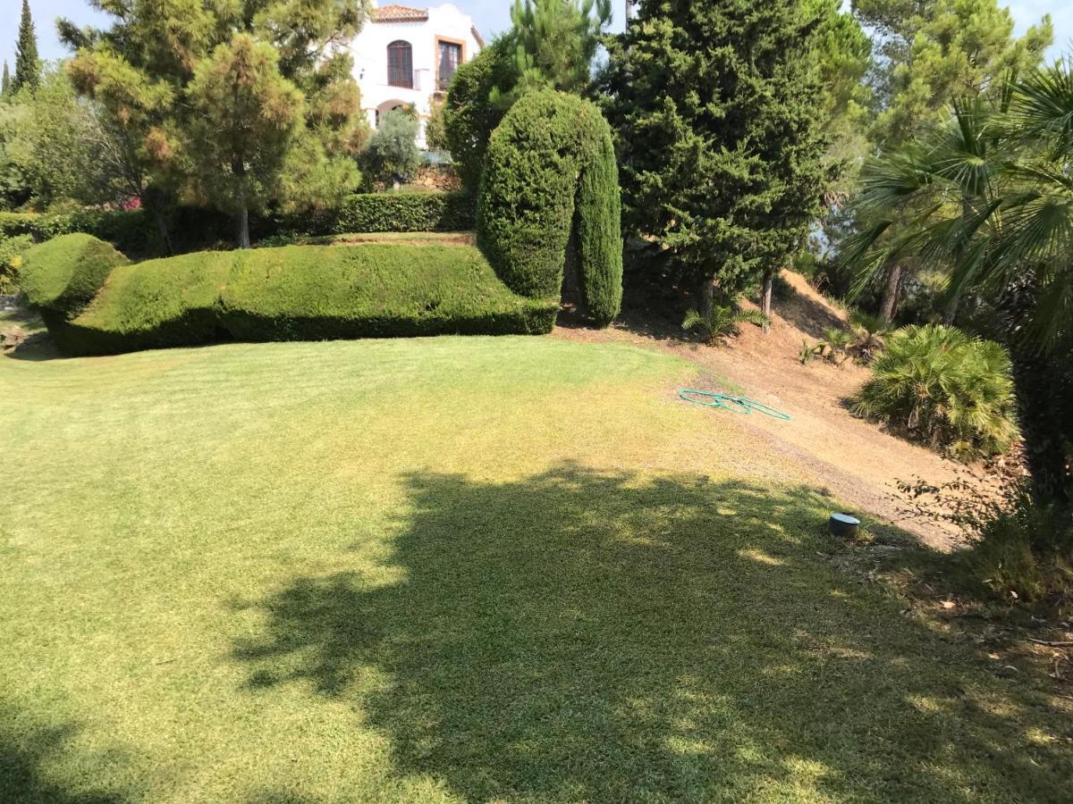 Villa Lámpara en la colina Benahavís Exterior foto